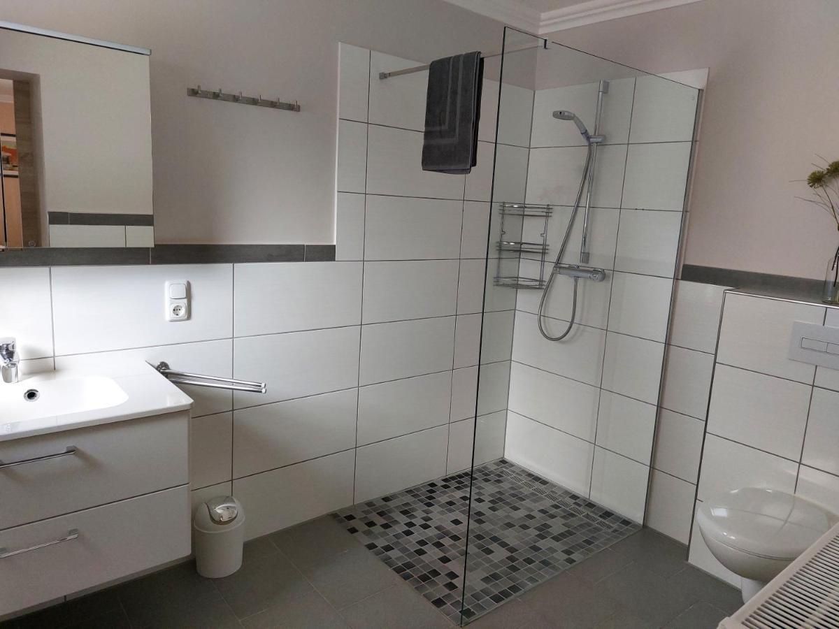 Haus Strandlust- Gemuetliches Studio Direkt Am Duemmer Apartment Лембрух Екстериор снимка