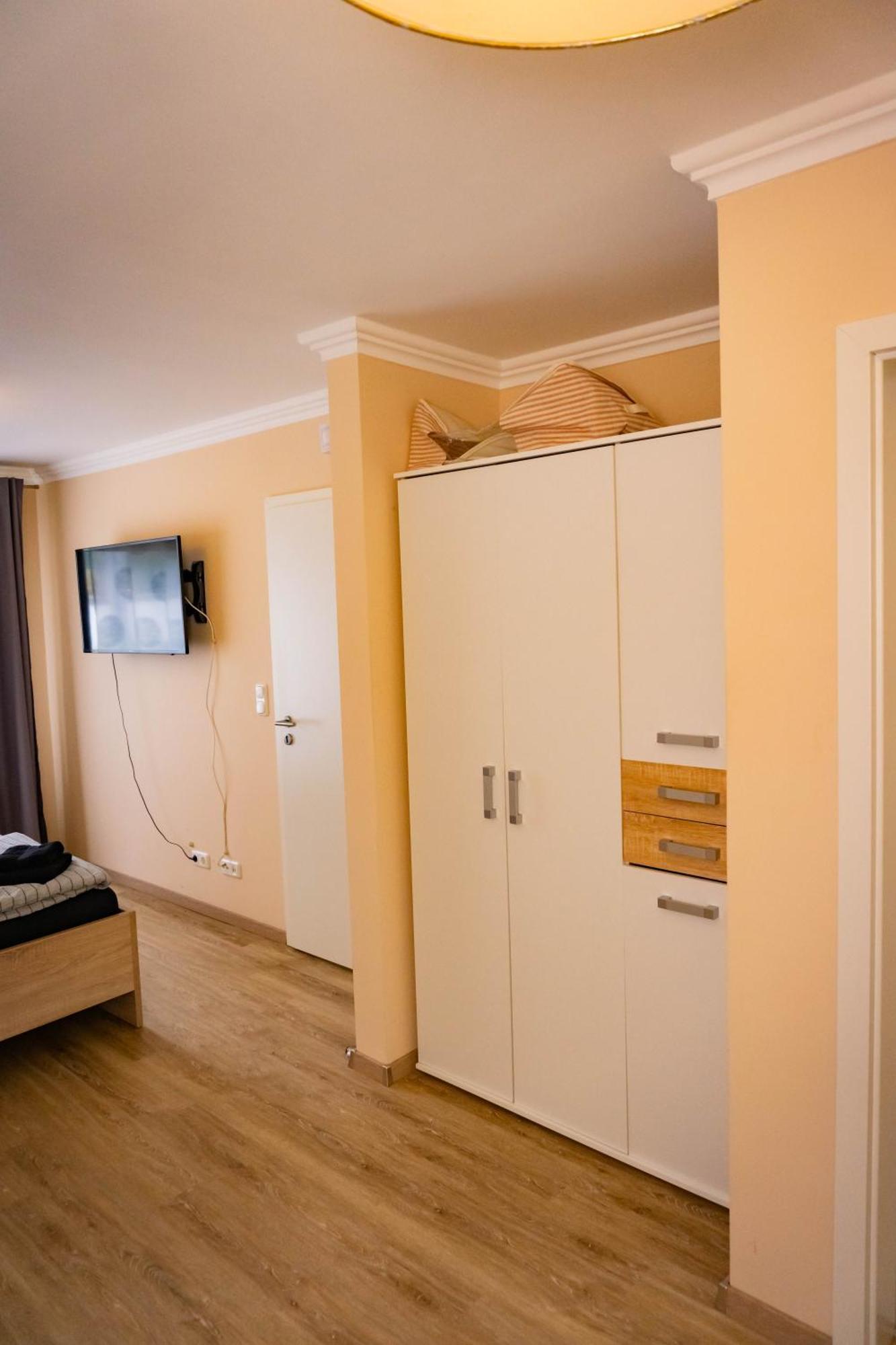 Haus Strandlust- Gemuetliches Studio Direkt Am Duemmer Apartment Лембрух Екстериор снимка