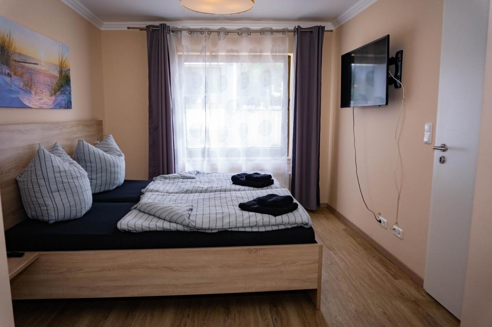 Haus Strandlust- Gemuetliches Studio Direkt Am Duemmer Apartment Лембрух Екстериор снимка
